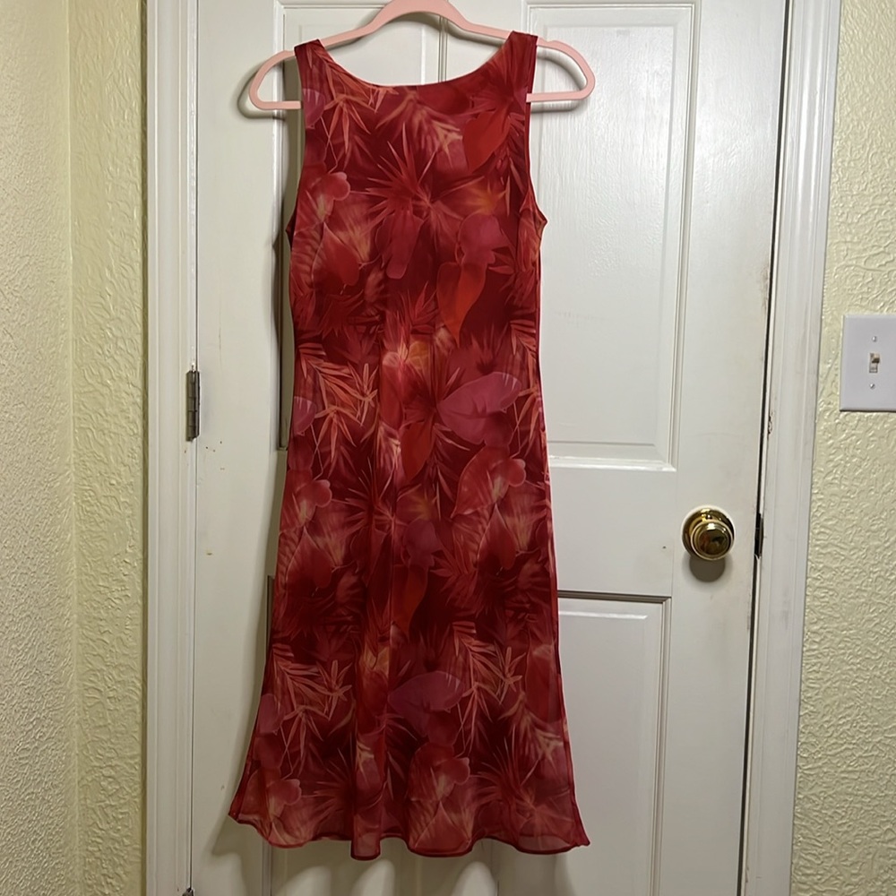 Alyn Paige Sunset Colored Flowy Summer Sleeveless Midi Dress
